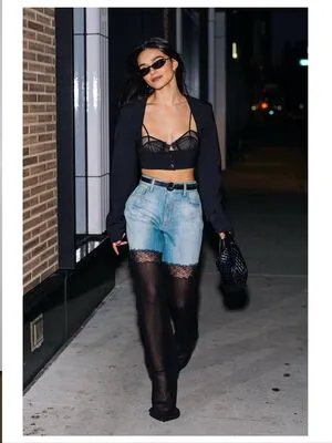 Rachel Zegler OnlyFans Leaked Free Thumbnail Picture - #cDpz3w8LEL