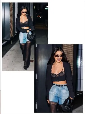 Rachel Zegler OnlyFans Leaked Free Thumbnail Picture - #lyherf34EV