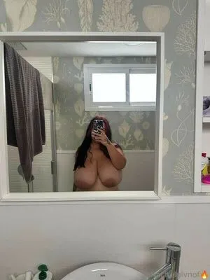 RachelGlvn OnlyFans Leaked Free Thumbnail Picture - #0Mvx2mqR0O