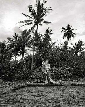 Rachelle Van Waardhuizen OnlyFans Leaked Free Thumbnail Picture - #YgeXHam4ND