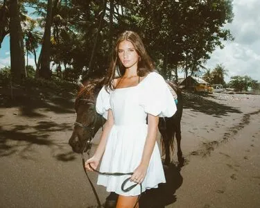 Rachelle Van Waardhuizen OnlyFans Leaked Free Thumbnail Picture - #frEIJBZedF