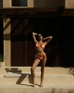 Rachelle Van Waardhuizen OnlyFans Leaked Free Thumbnail Picture - #ygzF2aGNdJ