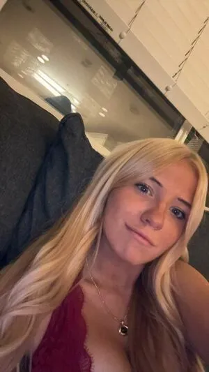 Raegan Fordemwalt OnlyFans Leaked Free Thumbnail Picture - #gcLzNUV6z7