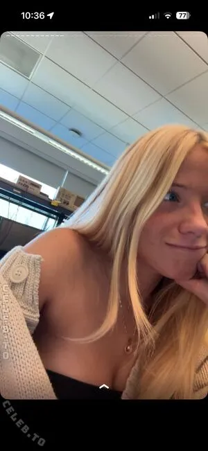 Raeganspoetry OnlyFans Leaked Free Thumbnail Picture - #X1x8966laM