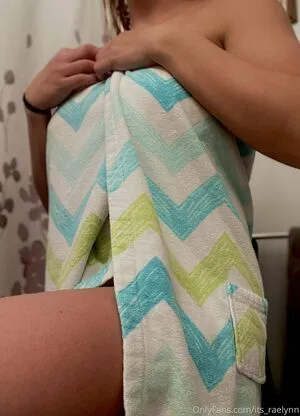 Raelynn Of OnlyFans Leaked Free Thumbnail Picture - #uCfTN42Meo