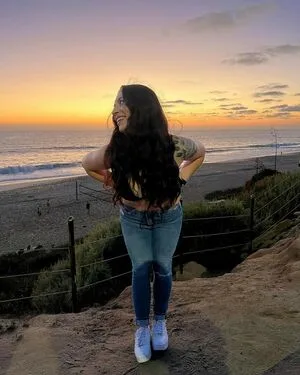 Raelynn OnlyFans Leaked Free Thumbnail Picture - #WpNusxsuQ6
