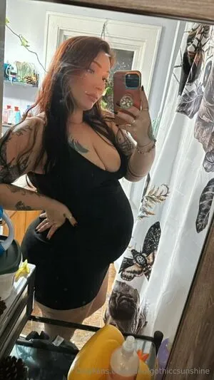 Raeofgothiccsunshine OnlyFans Leaked Free Thumbnail Picture - #7F779DdosY