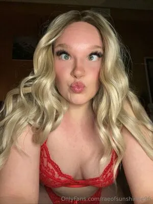 Raeofsunshinee96 OnlyFans Leaked Free Thumbnail Picture - #pSYYom2xFY