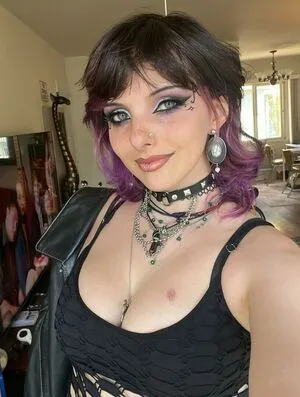 Raephemel OnlyFans Leaked Free Thumbnail Picture - #Ga8mXd10gD