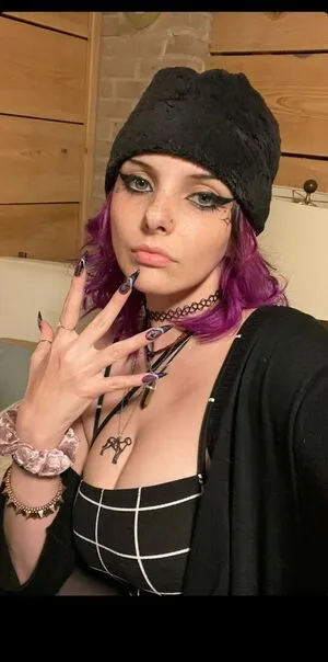 Raephemel OnlyFans Leaked Free Thumbnail Picture - #K0jnKfppVU