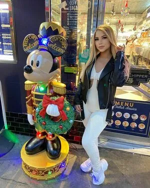 Rafaela Nakamura OnlyFans Leaked Free Thumbnail Picture - #8BT5A5YXOk