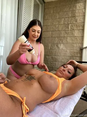 Rahrahitssarah OnlyFans Leaked Free Thumbnail Picture - #6Sp6TDxtUw