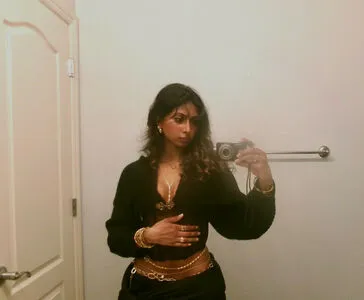 Rahtitouillee OnlyFans Leaked Free Thumbnail Picture - #1BMyH4eqol