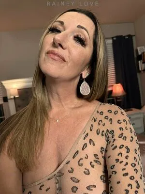 Raineylovesyou OnlyFans Leaked Free Thumbnail Picture - #uAI1G40on1