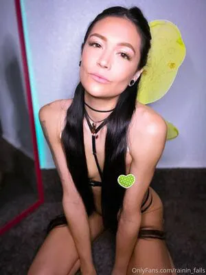 Rainin Falls OnlyFans Leaked Free Thumbnail Picture - #LevjiMbsRr