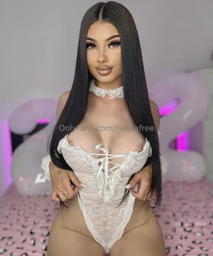 Raisaafree OnlyFans Leaked Free Thumbnail Picture - #ykRe5VqiAv