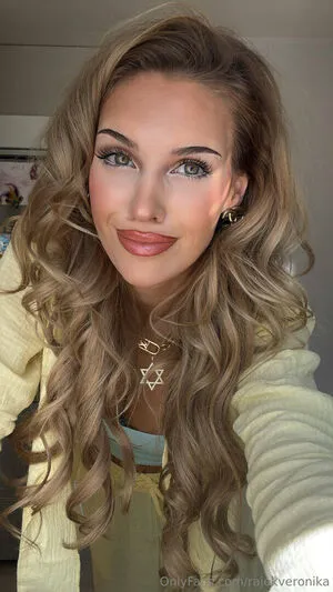 Rajekveronika OnlyFans Leaked Free Thumbnail Picture - #fLPIWscArp