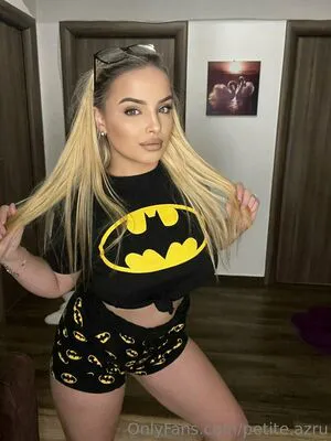 Ramonaioana77 OnlyFans Leaked Free Thumbnail Picture - #VvL0bh1G1d