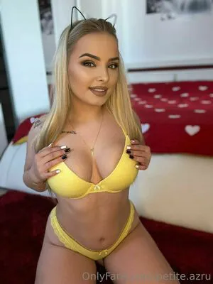 Ramonaioana77 OnlyFans Leaked Free Thumbnail Picture - #ZRoskK1FZ7