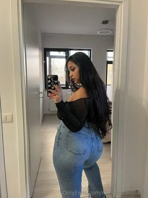 Ramonasanziana OnlyFans Leaked Free Thumbnail Picture - #7VIZ7j5Pi3