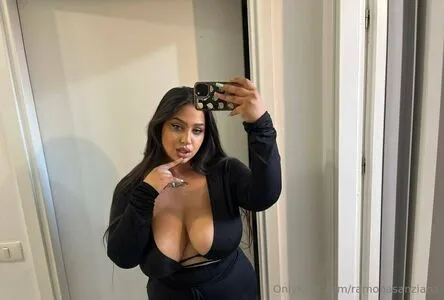 Ramonasanziana OnlyFans Leaked Free Thumbnail Picture - #DoYXBI8wMg