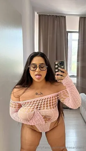 Ramonasanziana OnlyFans Leaked Free Thumbnail Picture - #gMczI2ylS9