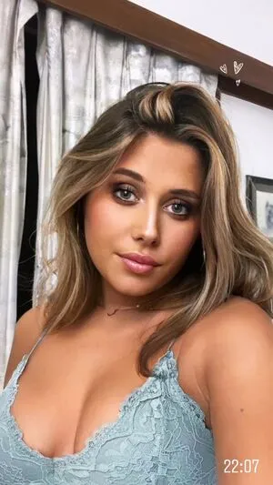 Raphaella Deuringer OnlyFans Leaked Free Thumbnail Picture - #GnhfleEvt2