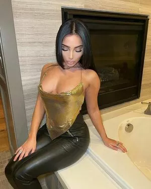 Raquel Symons OnlyFans Leaked Free Thumbnail Picture - #UaEITofPub