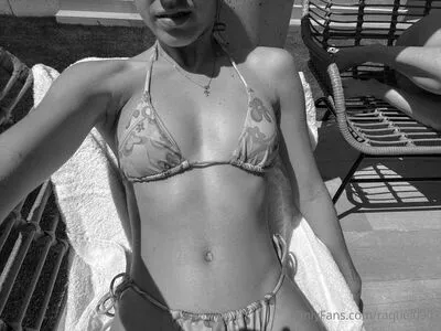 Raquel0907 OnlyFans Leaked Free Thumbnail Picture - #2PDaGtCaTw