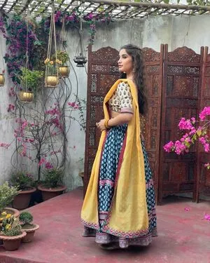 Rasha Thadani OnlyFans Leaked Free Thumbnail Picture - #pacWT7ixGA