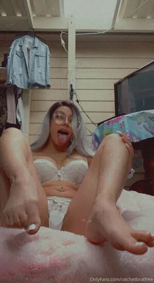 Ratchetbratfree OnlyFans Leaked Free Thumbnail Picture - #2FcdulIKIW