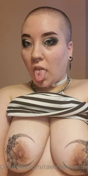 Ravenpnevermore OnlyFans Leaked Free Thumbnail Picture - #wgUEgxYGFG