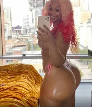 Ravieloso OnlyFans Leaked Free Thumbnail Picture - #5qIb7pgN8S