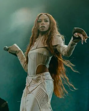 Ravyn Lenae OnlyFans Leaked Free Thumbnail Picture - #0WMsDVkS7j