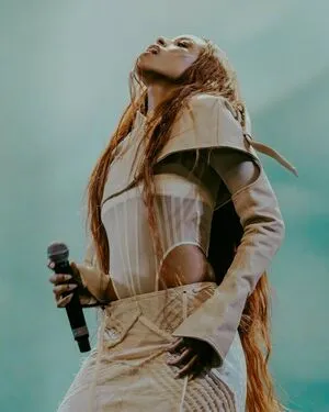 Ravyn Lenae OnlyFans Leaked Free Thumbnail Picture - #VAHIR8HUM7