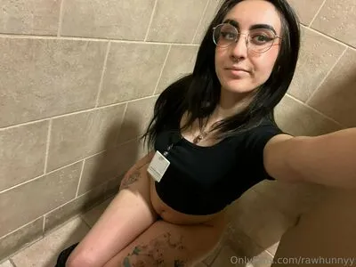 Rawhunnyy OnlyFans Leaked Free Thumbnail Picture - #0zpI4O6dfl