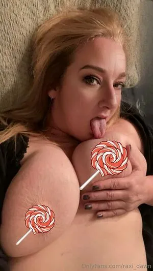 Raxi Dawn OnlyFans Leaked Free Thumbnail Picture - #xUADT8579q