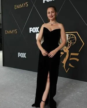 Raya Abirached OnlyFans Leaked Free Thumbnail Picture - #RrtDNHbtM0