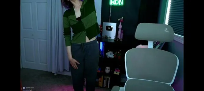 Rayactions OnlyFans Leaked Free Thumbnail Picture - #5en0Mux1WA