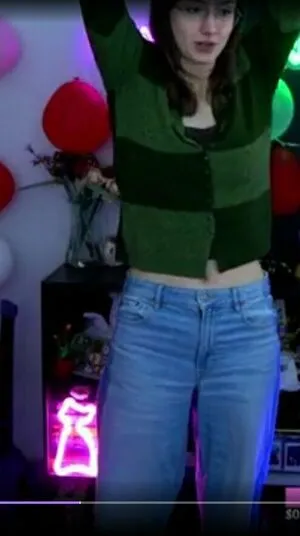 Rayactions OnlyFans Leaked Free Thumbnail Picture - #DNjR28raz9