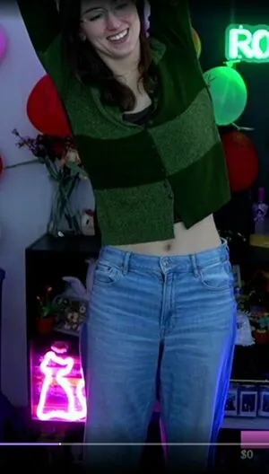 Rayactions OnlyFans Leaked Free Thumbnail Picture - #Q9f3E4Ha2d