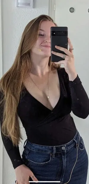 Rayaonair OnlyFans Leaked Free Thumbnail Picture - #ODIlecEKP6