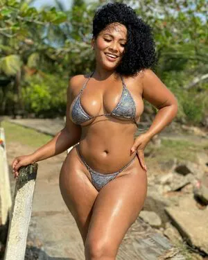 Raychellemcm OnlyFans Leaked Free Thumbnail Picture - #EP4LX3pcp9