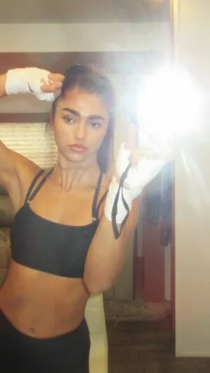 Rayna V OnlyFans Leaked Free Thumbnail Picture - #DcIMyuuAQc