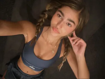 Rayna V OnlyFans Leaked Free Thumbnail Picture - #HHzlgx7pEl