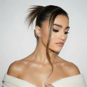 Rayna V OnlyFans Leaked Free Thumbnail Picture - #Y2vIUUa9jS