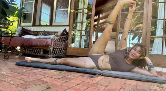 Rayne Falls OnlyFans Leaked Free Thumbnail Picture - #VRESSd3pjt
