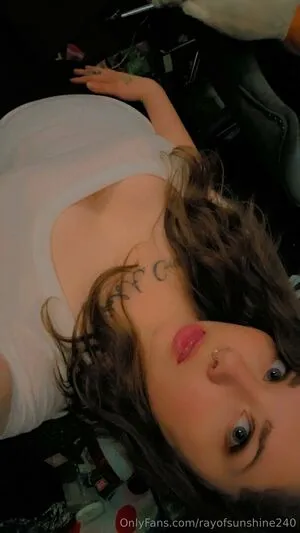 Rayofsunshine240 OnlyFans Leaked Free Thumbnail Picture - #tPFQpDP14N
