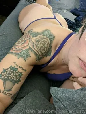 Reads Everywhere OnlyFans Leaked Free Thumbnail Picture - #TA0ISmXgfU