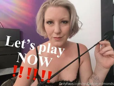 Realashleyedmonds OnlyFans Leaked Free Thumbnail Picture - #42WAr0itsd